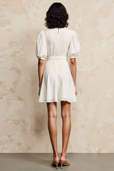 Elfenbein Revers A-Linie Mini Hochzeitsgastkleid mit Schärpe