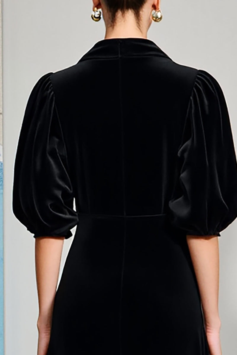 Laden Sie das Bild in den Galerie-Viewer, Schwarzes A-Linie Hochzeitsgastkleid mit Puffärmeln und V-Ausschnitt