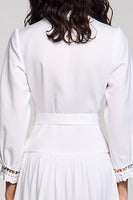 Laden Sie das Bild in den Galerie-Viewer, Gekerbtes Revers A-Linie Langes Weißes Hochzeitsgastkleid mit Schärpe