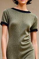 Laden Sie das Bild in den Galerie-Viewer, Olive Langes Hochzeitsgastkleid mit U-Boot-Ausschnitt und kurzen Ärmeln