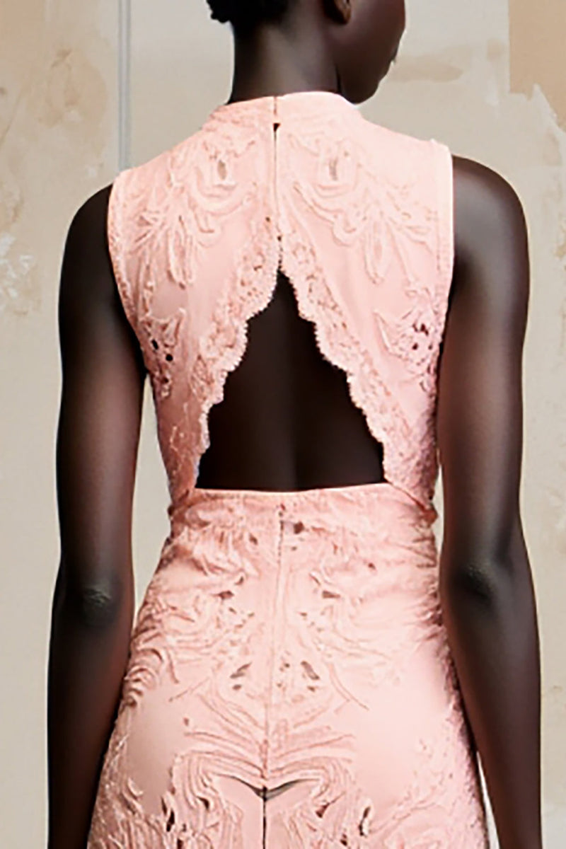 Laden Sie das Bild in den Galerie-Viewer, Rosa Langes Sommerkleid aus Spitze mit V-Ausschnitt und Schlitz