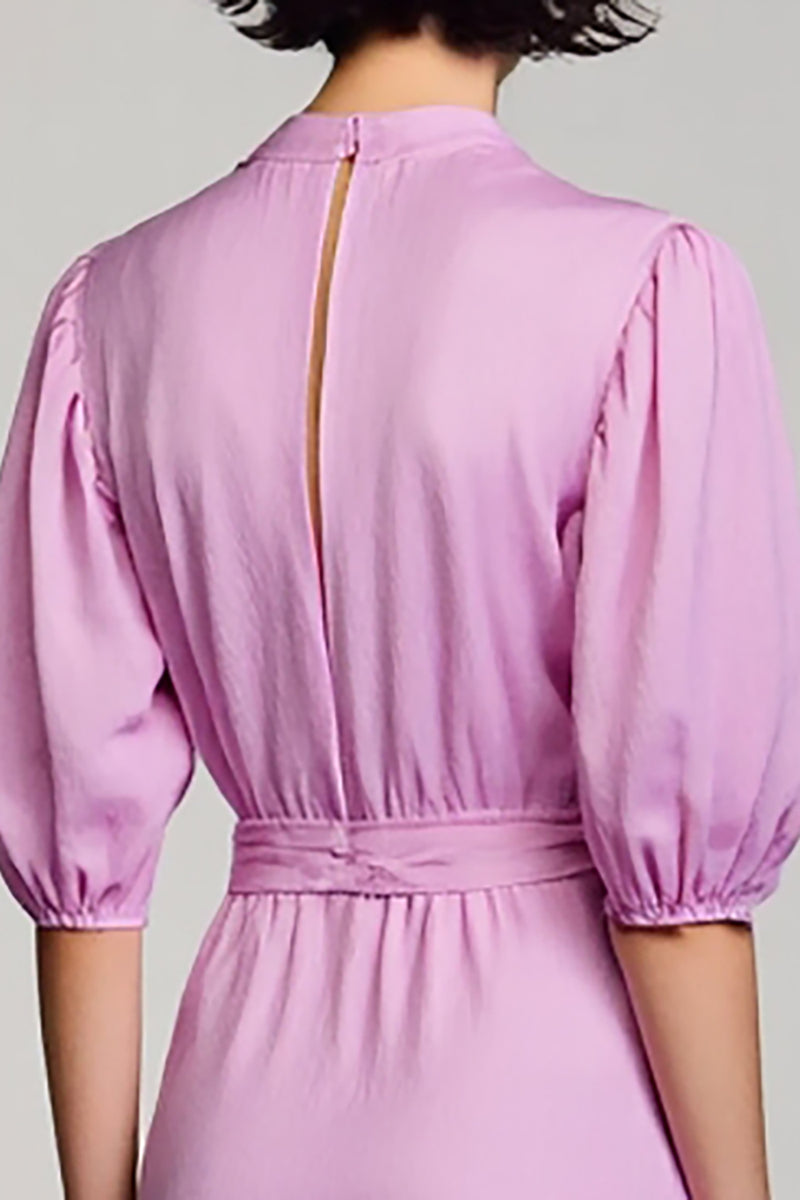 Laden Sie das Bild in den Galerie-Viewer, Lila A Linie Hochzeitsgastkleid mit tiefem V-Ausschnitt und kurzen Ärmeln