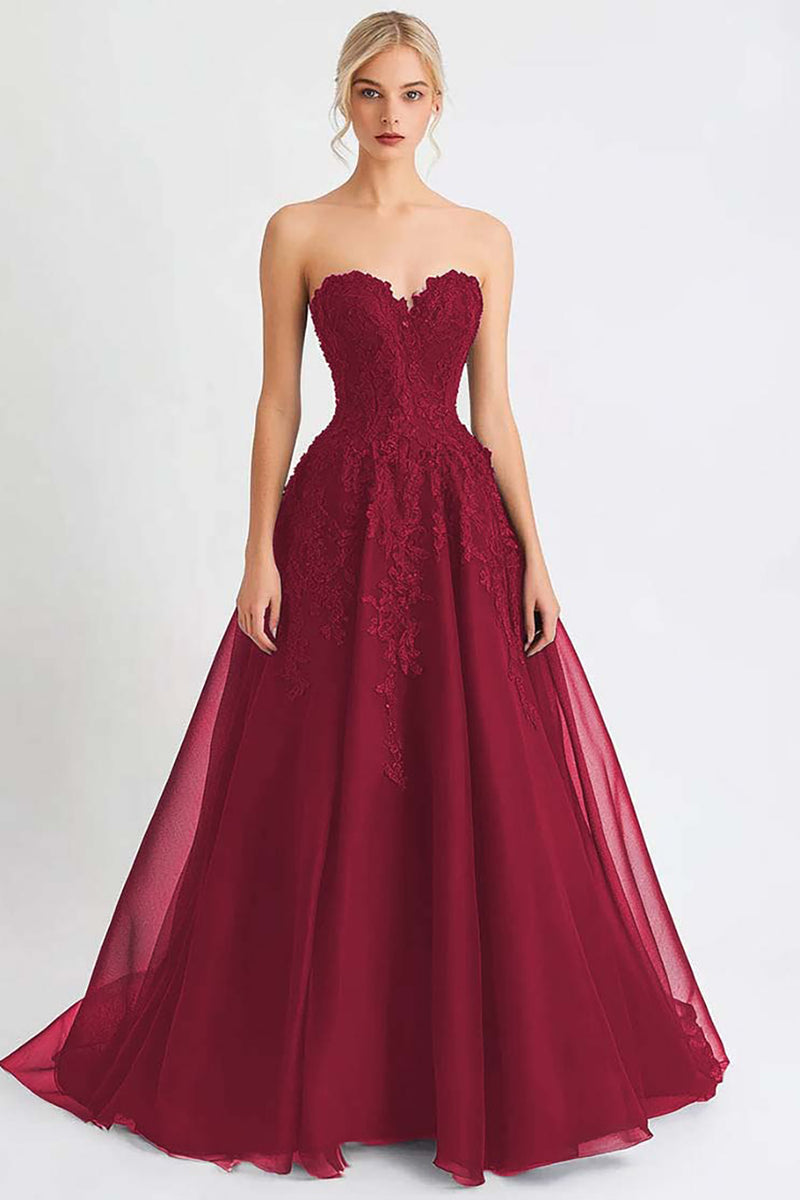 Laden Sie das Bild in den Galerie-Viewer, Schwarzes Trägerloses Langes A-Linie Tüll Abendkleid mit Applikationen