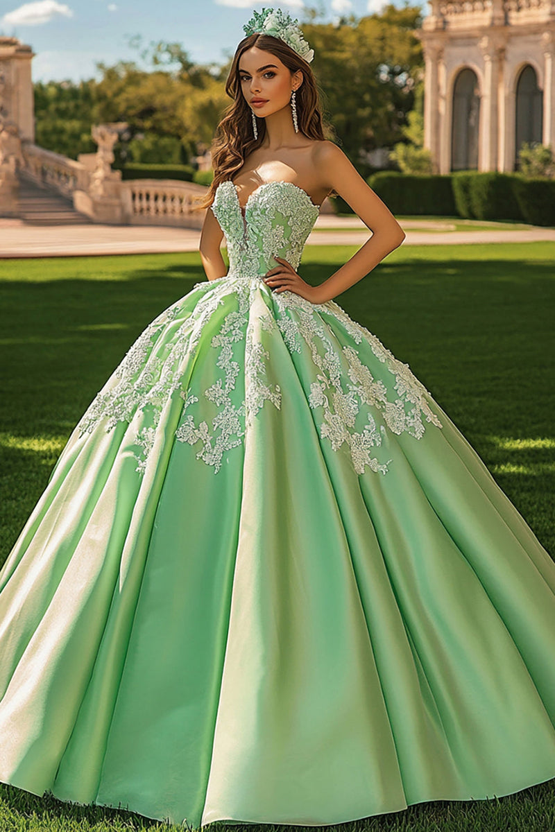 Laden Sie das Bild in den Galerie-Viewer, Grünes Ballkleid Herzausschnitt Langes Prinzessin Quinceanera Kleid mit Applikationen