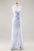 Laden Sie das Bild in den Galerie-Viewer, Blaues Geblümtes Gerafftes Chiffon Brautjungfernkleid mit Schlitz