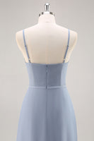 Laden Sie das Bild in den Galerie-Viewer, Staubblaues Chiffon A-Linie Brautjungfernkleid mit Rüschen