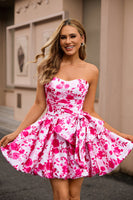 Laden Sie das Bild in den Galerie-Viewer, Trägerloses Fuchsiafarbenes Geblümtes Cocktailkleid mit Schleife in Fuchsia