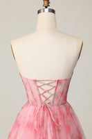 Laden Sie das Bild in den Galerie-Viewer, Blumen Rotes Trägerloses Bedrucktes A-Linie Cocktailkleid mit Rüschen