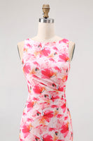 Laden Sie das Bild in den Galerie-Viewer, Rosa Blumen Etui Langes Brautjungfernkleid mit U-Boot-Ausschnitt und Druck