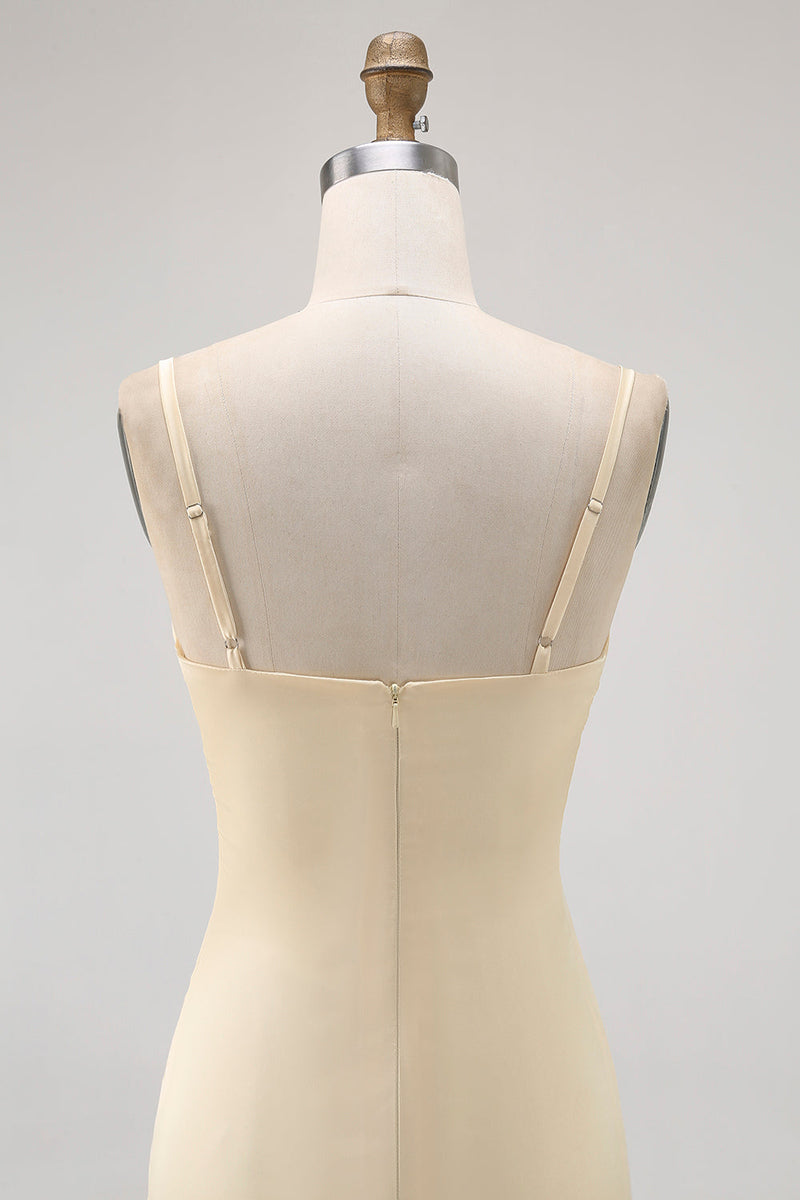 Laden Sie das Bild in den Galerie-Viewer, Narzissen Spaghettiträger Satin Etui Brautjungfernkleid