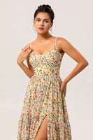 Laden Sie das Bild in den Galerie-Viewer, Gelbes Geblümtes Langes Brautjungfernkleid mit Perlen und Schlitz