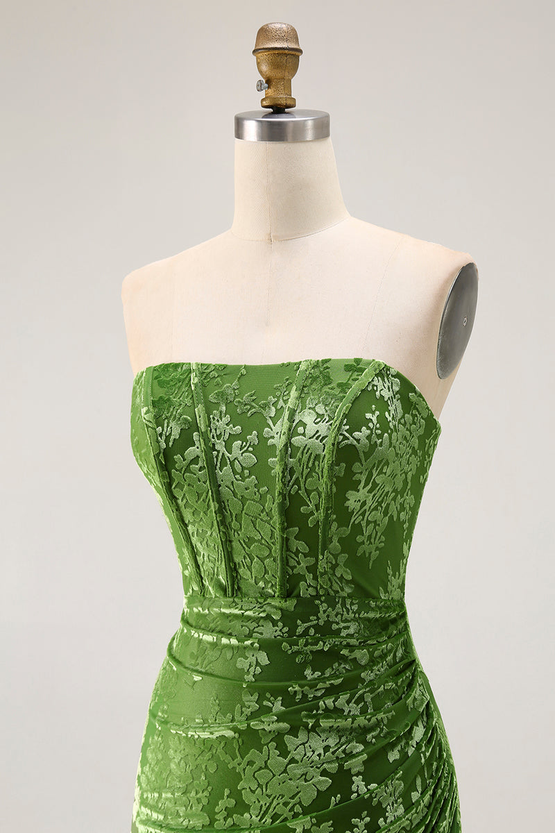 Laden Sie das Bild in den Galerie-Viewer, Trägerloses Pfauengrünes Korsett Burnout Samt Brautjungfernkleid mit Schlitz