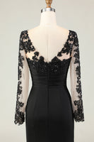 Laden Sie das Bild in den Galerie-Viewer, Schwarzes Langes Meerjungfrauen Brautmutterkleid mit V-Ausschnitt und Spitzenapplikationen