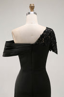 Laden Sie das Bild in den Galerie-Viewer, Meerjungfrau Schwarzes Asymmetrisches Brautmutterkleid mit Applikationen