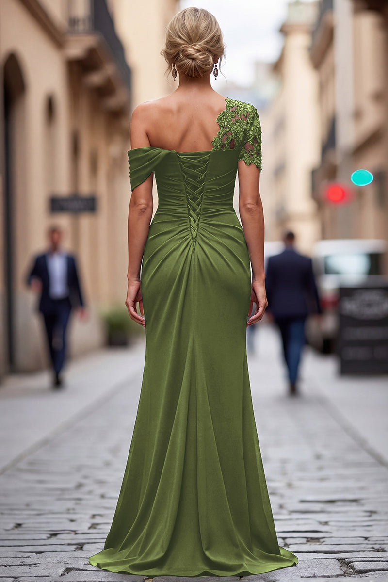 Laden Sie das Bild in den Galerie-Viewer, Schwarzes Meerjungfrau Asymmetrisches Kleid der Mutter der Braut mit Applikationen