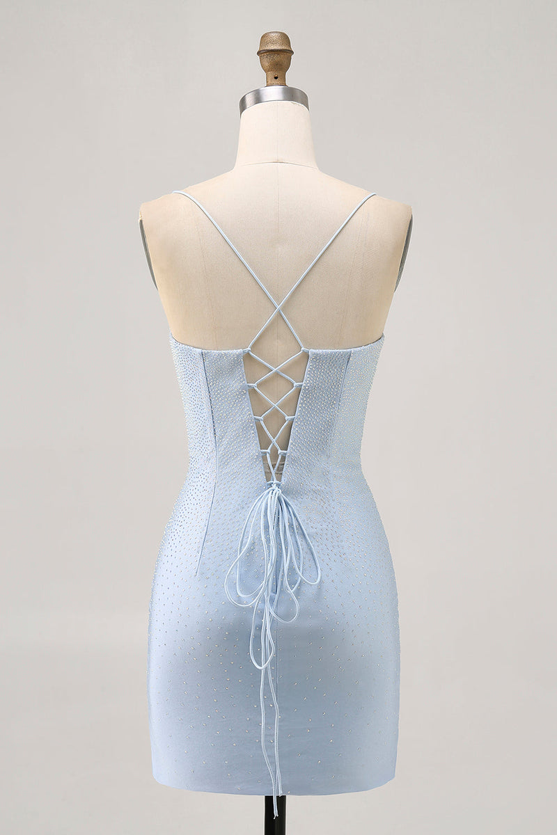 Laden Sie das Bild in den Galerie-Viewer, Hellblaues Figurbetontes Abiballkleid mit Spaghettiträgern und Perlen