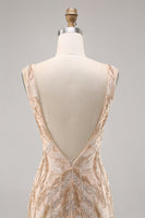 Laden Sie das Bild in den Galerie-Viewer, Perlenbesetztes Champagner Bodycon Cocktailkleid mit Pailletten