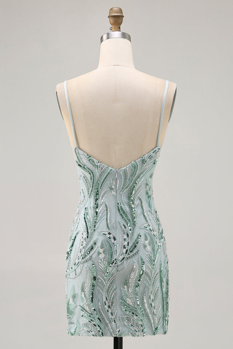 Laden Sie das Bild in den Galerie-Viewer, Grünes Figurbetontes Abiballkleid mit Spaghettiträgern und Perlen und Pailletten