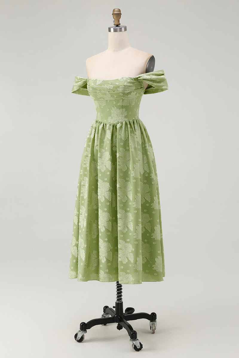 Laden Sie das Bild in den Galerie-Viewer, Salbeigrün A-Linie Schulterfreies Geblümtes Midi Brautjungfernkleid