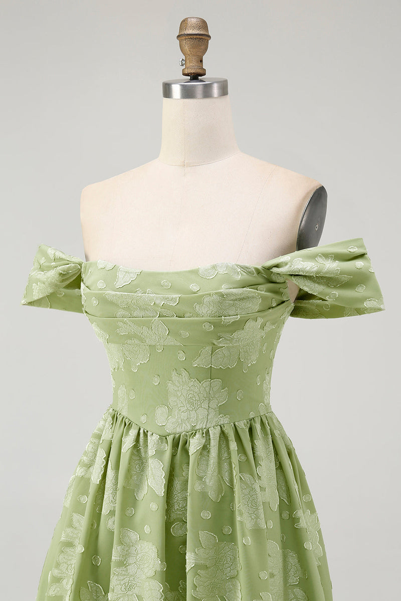 Laden Sie das Bild in den Galerie-Viewer, Salbeigrün A-Linie Schulterfreies Geblümtes Midi Brautjungfernkleid