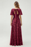 Laden Sie das Bild in den Galerie-Viewer, Grünes Geblümtes A-Linie Brautjungfernkleid mit kurzen Ärmeln