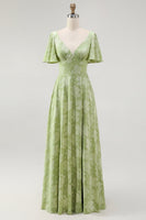 Laden Sie das Bild in den Galerie-Viewer, Grünes Geblümtes A-Linie Brautjungfernkleid mit kurzen Ärmeln