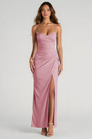 Laden Sie das Bild in den Galerie-Viewer, Hellblaues Langes Etui Brautjungfernkleid mit Spaghettiträgern