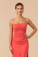 Laden Sie das Bild in den Galerie-Viewer, Burgunderrotes Etui Sapghettiträgern Langes Brautjungfernkleid mit Schlitz