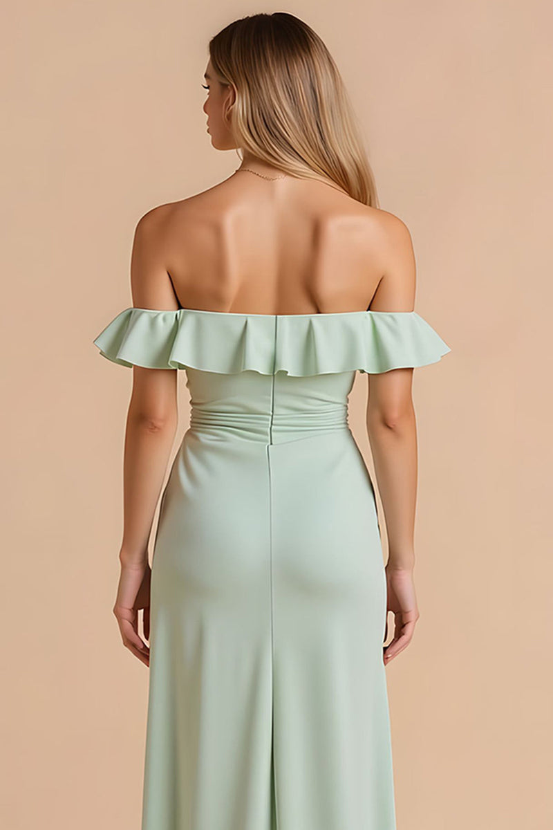 Laden Sie das Bild in den Galerie-Viewer, Hellgrünes Schulterfreies Maxi Brautjungfernkleid mit Rüschen