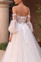 Laden Sie das Bild in den Galerie-Viewer, Elfenbein Schulterfreies Brautkleid aus Tüll mit Ärmeln