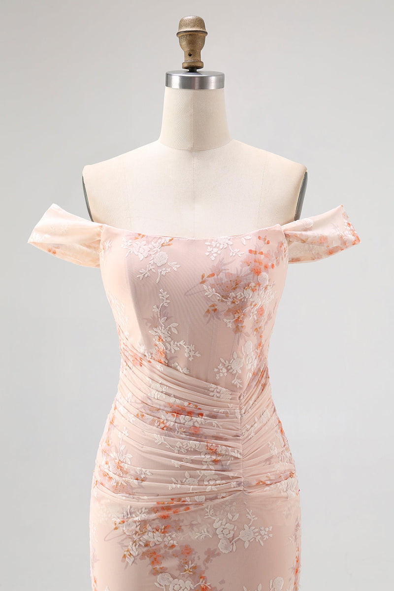 Laden Sie das Bild in den Galerie-Viewer, Champagner Schulterfreies Meerjungfrauen Kleid für Hochzeitsgäste mit Druck und Rüschen