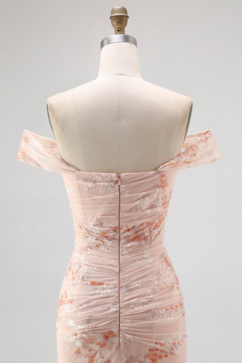 Laden Sie das Bild in den Galerie-Viewer, Champagner Schulterfreies Meerjungfrauen Kleid für Hochzeitsgäste mit Druck und Rüschen