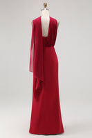 Laden Sie das Bild in den Galerie-Viewer, Burgunder Langes Brautjungfernkleid mit einer Schulter und Luftschlange