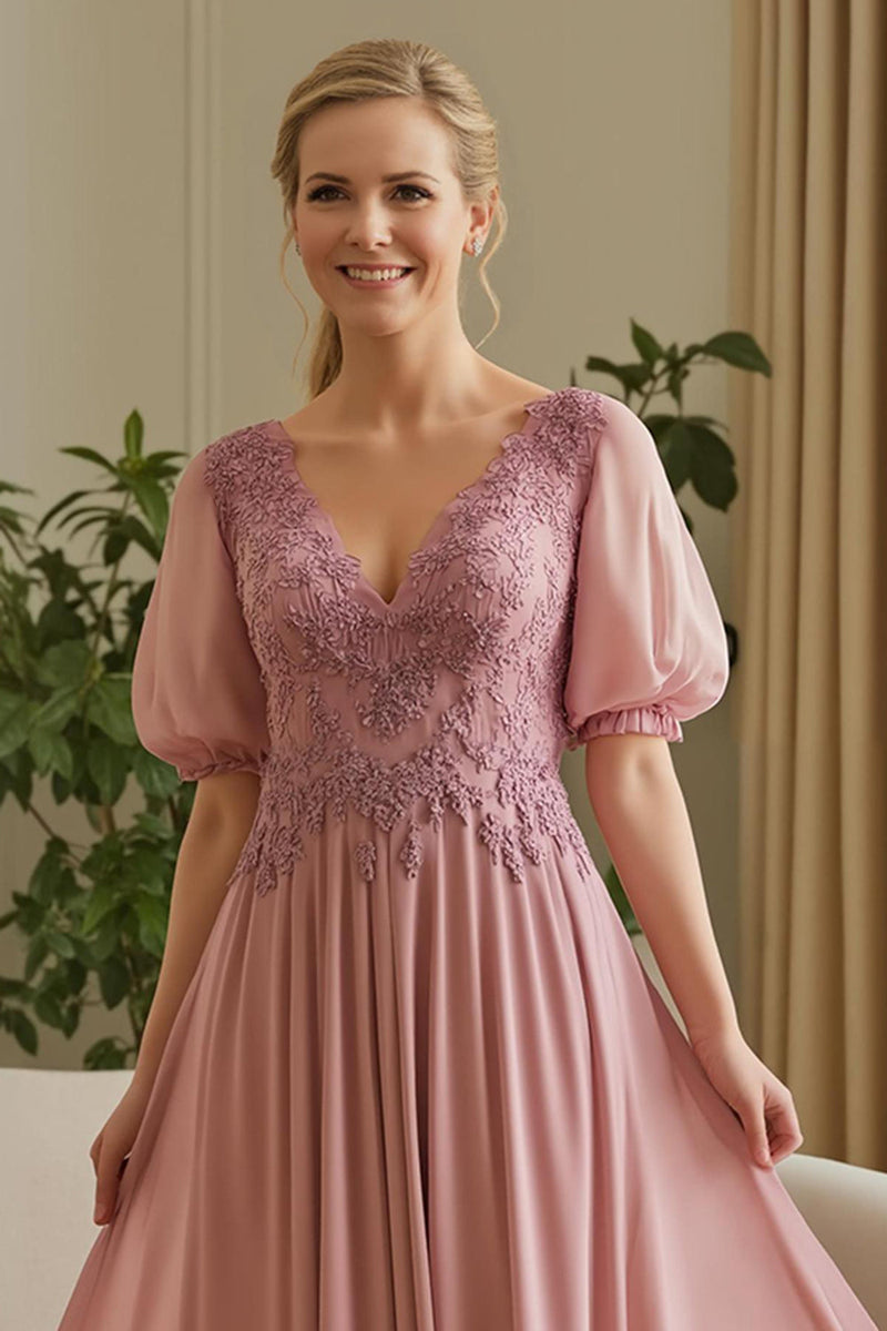 Laden Sie das Bild in den Galerie-Viewer, Dusty Rose Chiffon Appliziertes A-Linie Kleid für die Brautmutter mit Puffärmeln