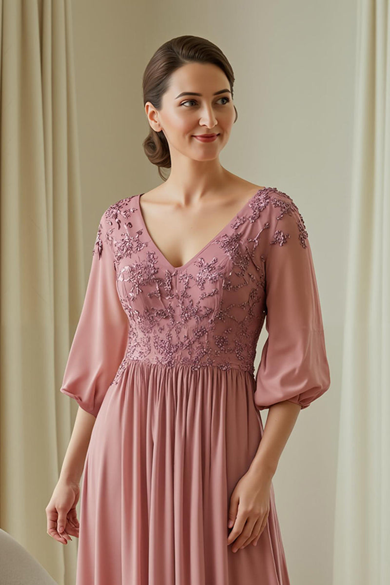 Laden Sie das Bild in den Galerie-Viewer, Dusty Rose Chiffon Kleid für die Brautmutter mit Applikationen