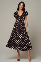 Laden Sie das Bild in den Galerie-Viewer, Dunkelbraunes A-Linie Satin Polka Dots Partykleid mit V-Ausschnitt in Teelänge