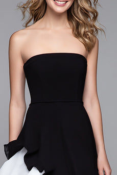 Schwarz-Weißes Trägerloses Langes Ballkleid mit Rüschen und Schlitz in A-Linie