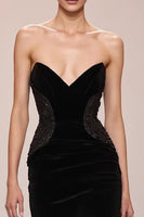 Laden Sie das Bild in den Galerie-Viewer, Schwarzes Samt Meerjungfrau Trägerloses Langes Abendkleid