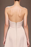 Laden Sie das Bild in den Galerie-Viewer, Champagner Satin Meerjungfrauen Trägerloses Gerafftes Langes Abendkleid