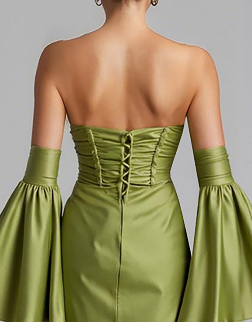 Laden Sie das Bild in den Galerie-Viewer, Türkis Trägerloses Meerjungfrauen Abendkleid mit Puffärmeln und Rüschen