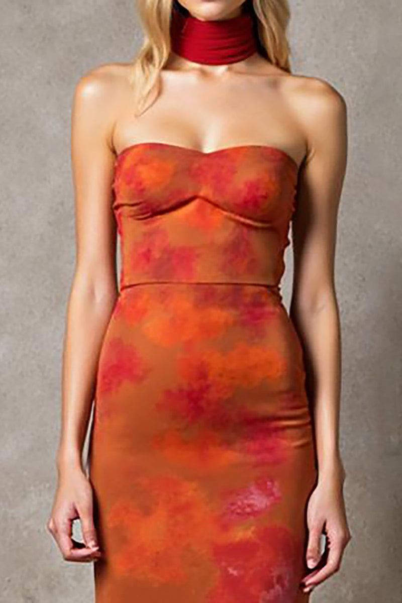 Laden Sie das Bild in den Galerie-Viewer, Etui Cabernet Trägerloses Bedrucktes Maxi Abendkleid mit Schärpe