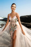 Laden Sie das Bild in den Galerie-Viewer, Glitzerndes Spaghettiträger Meerjungfrau Abendkleid mit Cape