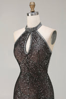 Laden Sie das Bild in den Galerie-Viewer, Glitzerndes Schwarzes Neckholder Meerjungfrauen Pailletten Schlüsselloch Langes Ballkleid mit Schlitz