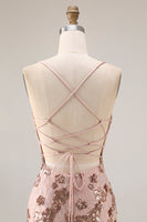 Laden Sie das Bild in den Galerie-Viewer, Glitzerndes Burgunder Meerjungfrauen Applikiertes Langes Ballkleid mit Pailletten