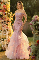 Laden Sie das Bild in den Galerie-Viewer, Schulterfreies Blush Meerjungfrauen Strasssteinen Korsett Langes Ballkleid mit Rüschen