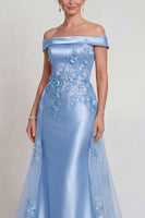 Laden Sie das Bild in den Galerie-Viewer, Champagner Schulterfreies Applikationen Satin Meerjungfrau Mutter der Braut Kleid