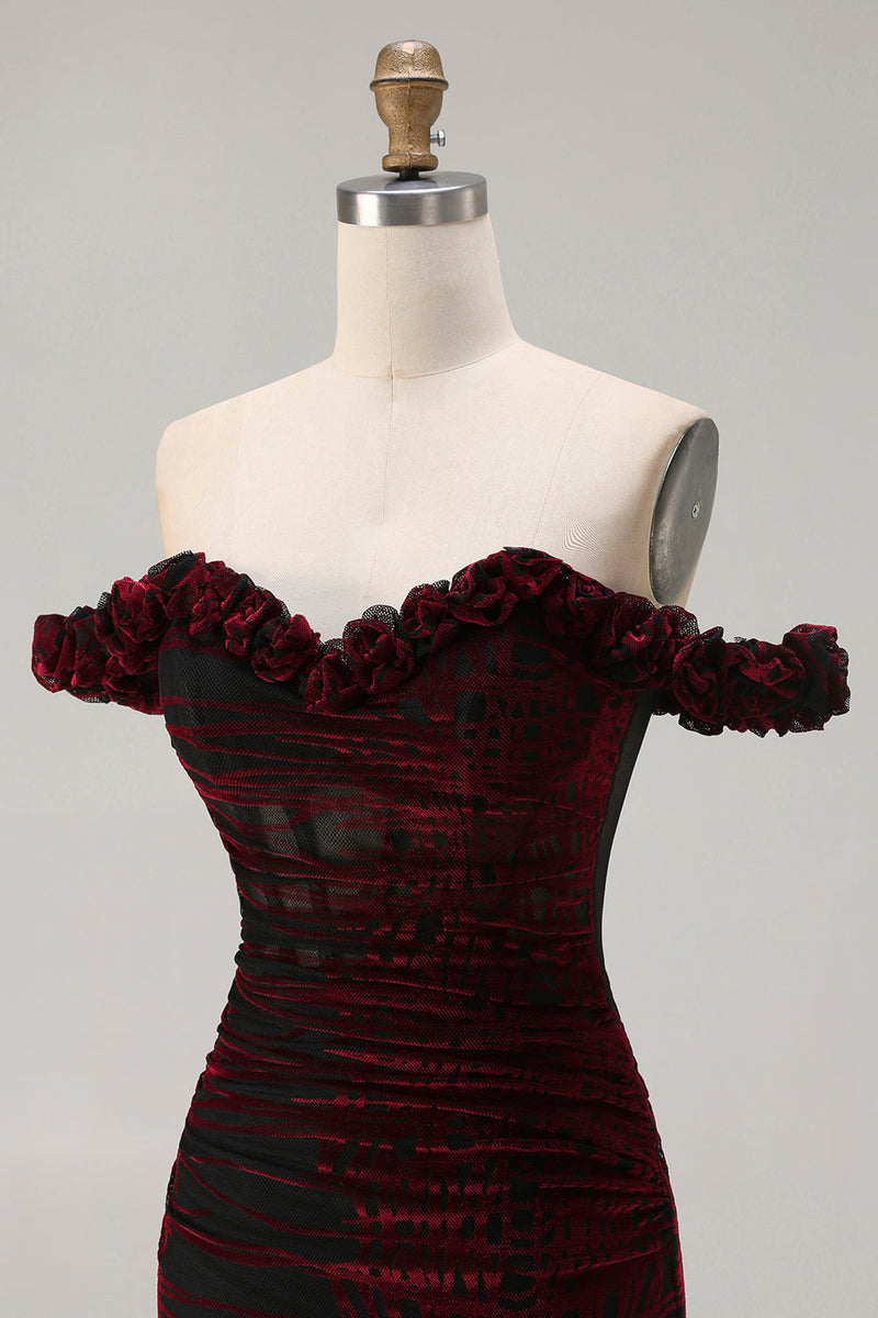 Laden Sie das Bild in den Galerie-Viewer, Schulterfreies Schwarzes Rotes Meerjungfrauen Korsett Übergröße Langes Ballkleid mit Schlitz