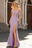 Laden Sie das Bild in den Galerie-Viewer, Lila Meerjungfrauen Spaghettiträger Transparentes Korsett Spitzen Perlen Langes Ballkleid mit Schlitz