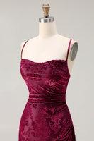 Laden Sie das Bild in den Galerie-Viewer, Dunkelgrünes Samt Etui Langes Ballkleid aus Samt