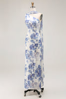 Laden Sie das Bild in den Galerie-Viewer, Eine Schulter Etui Blaues Brautjungfernkleid mit Blumen und Schal